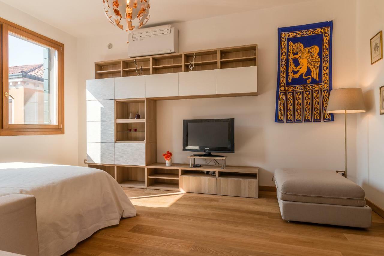 Sunny Nest Canal View In Venice Chic Movida Exterior foto